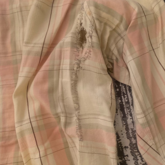 2005 Seven Diamonds Cream, Lt Gray & Pale Pink Worn & Western Snap Button Shirt - Picture 3 of 5